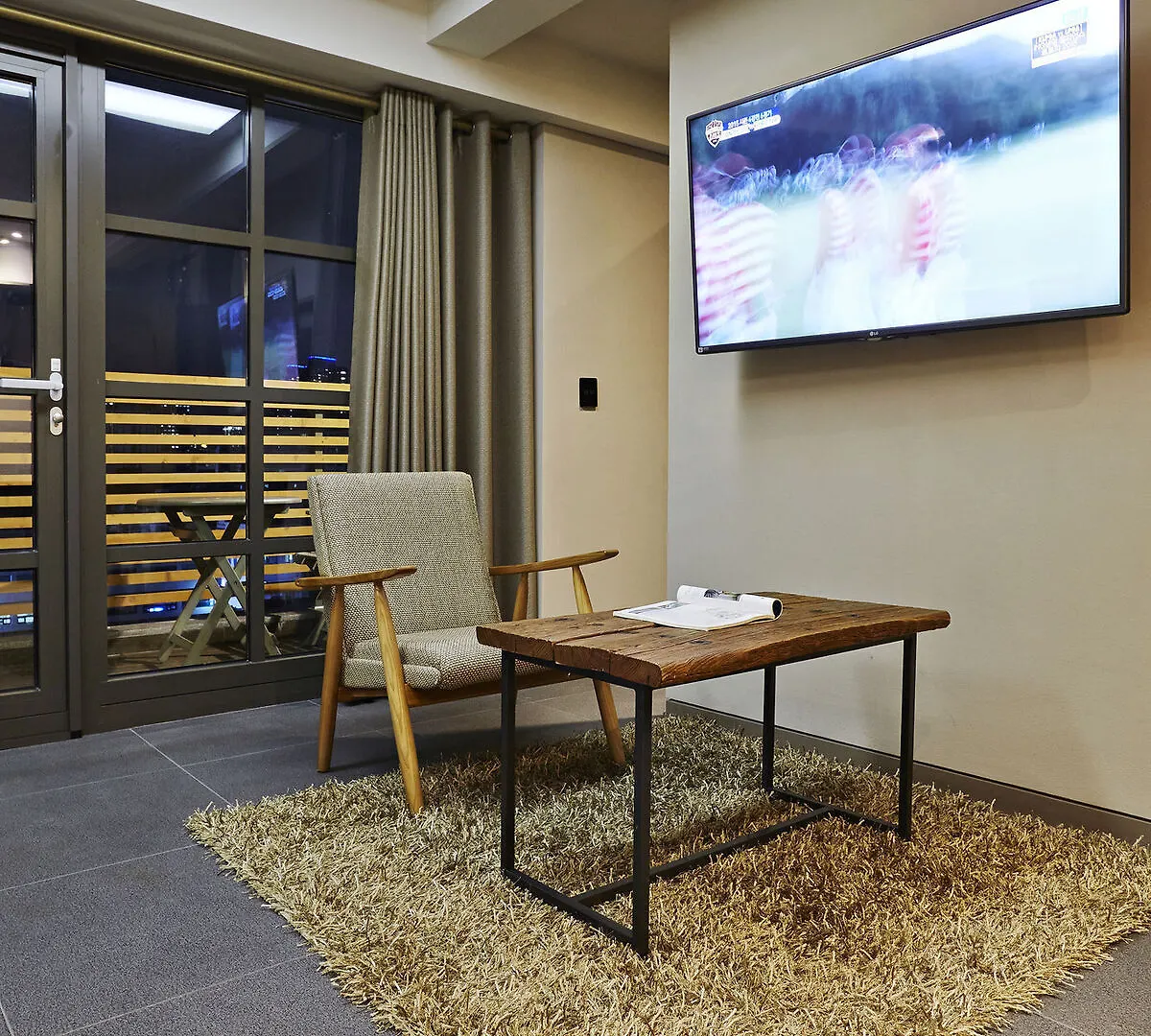 E-Hotel Seoul 3*,